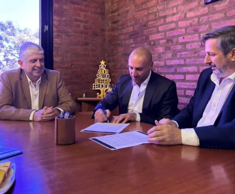 Convenio con la Asociación de Magistrados y Funcionarios de Morón (AMFM) firma de convenio